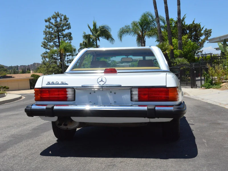 1987 Mercedes-Benz 560 SL 11