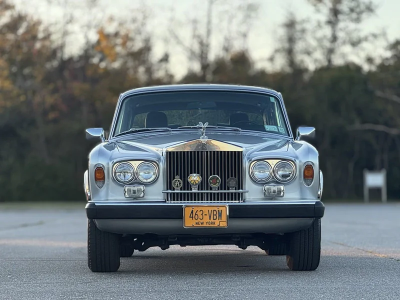 1977 Rolls-Royce Silver Shadow II Base 2