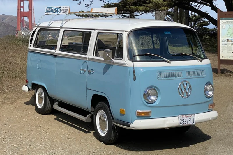 1971 Volkswagen Type 2 Bus 2