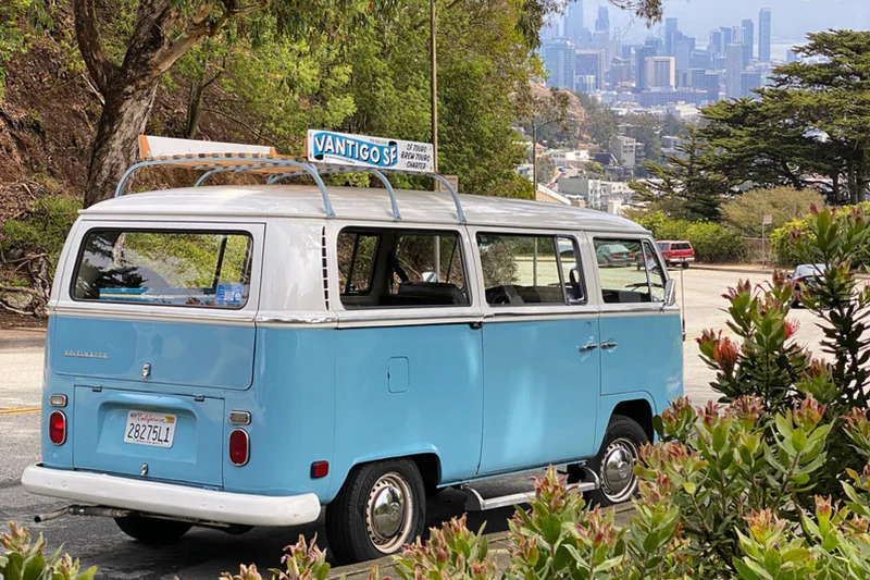 1971 Volkswagen Type 2 Bus 5