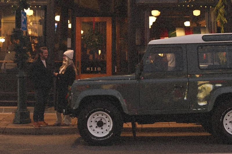 1996 Land Rover Defender 90 (Truck) 4