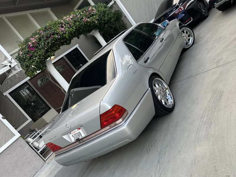 1992 Mercedes-Benz 500SEL 3