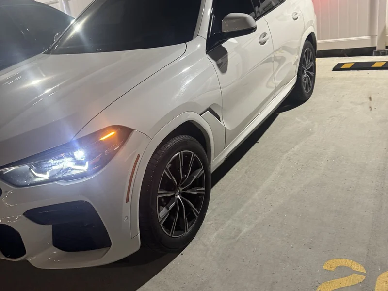 2022 BMW X6 40i 3