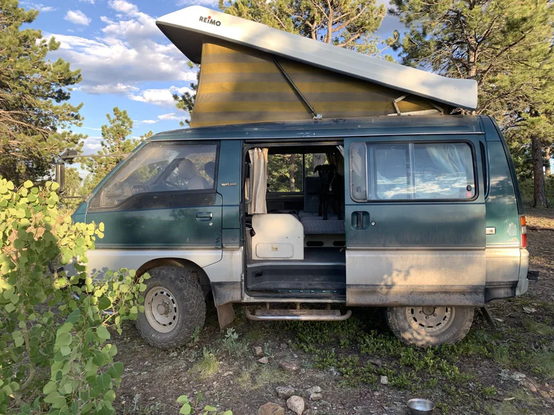 1994 Mitsubishi Delica