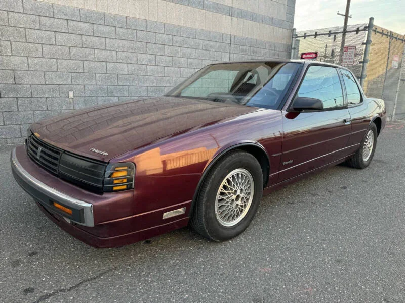 1989 Oldsmobile Toronado in Hempstead
