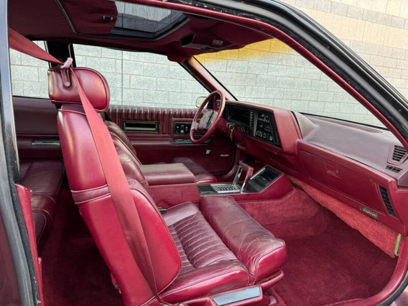 1989 Oldsmobile Toronado in Hempstead 12