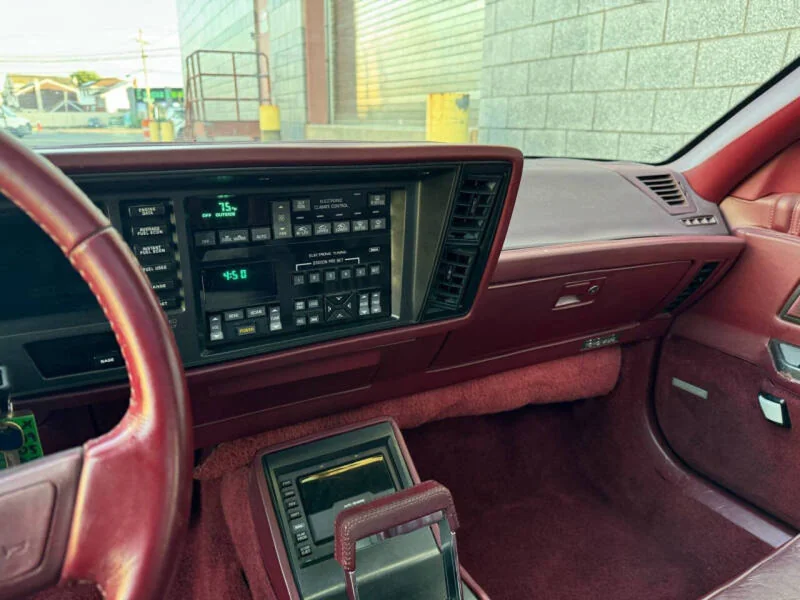 1989 Oldsmobile Toronado in Hempstead 16
