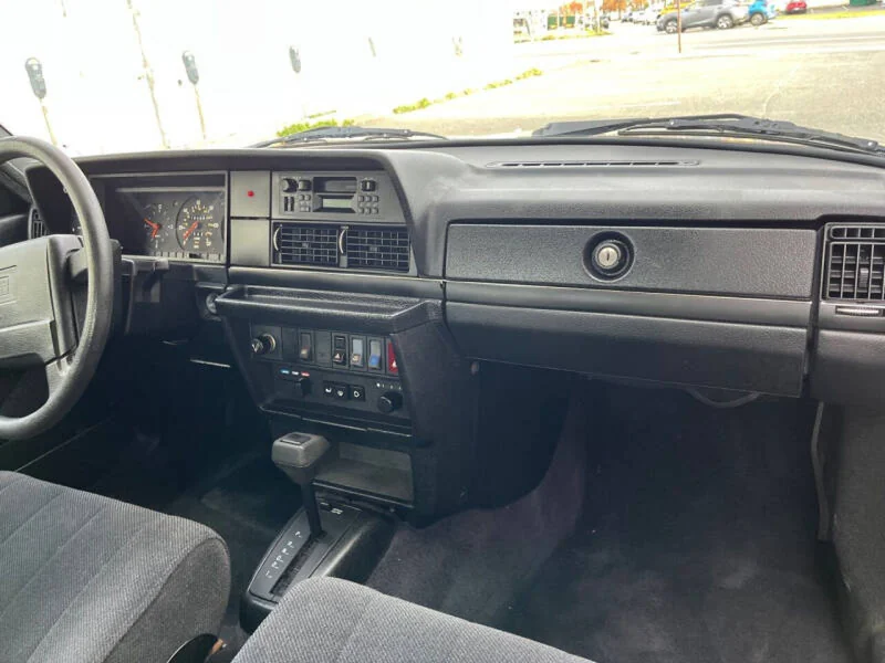 1993 Volvo 240 Base 12