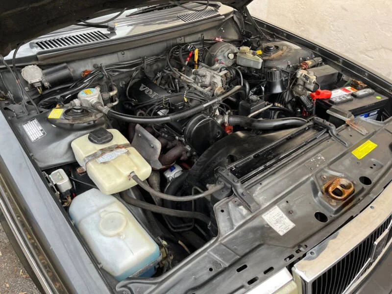 1993 Volvo 240 Base 15