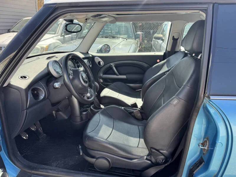 2004 Mini Cooper S 9