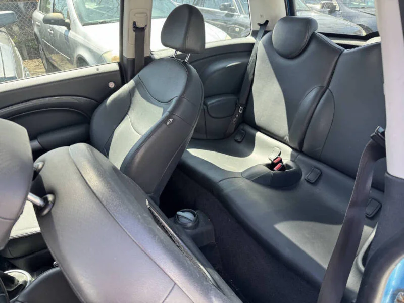 2004 Mini Cooper S 10