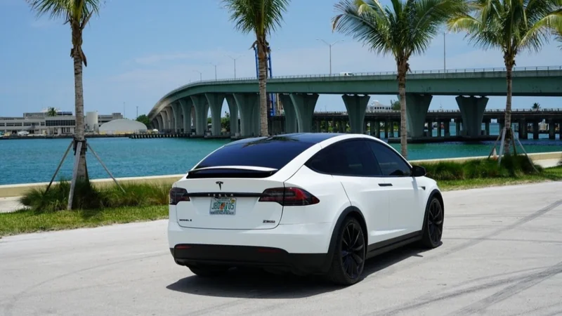 2016 Tesla Model X (Truck) 4