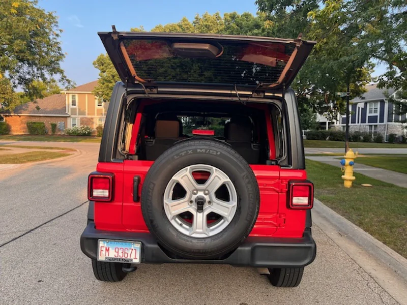 2023 Jeep Wrangler Unlimited S 9