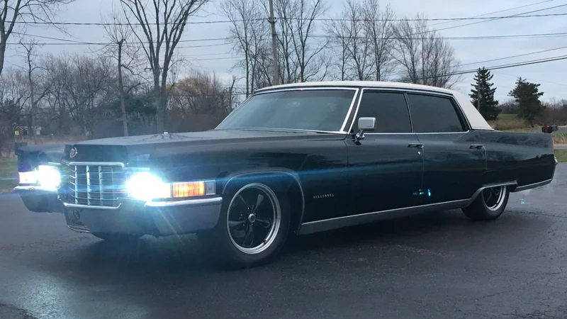1969 Cadillac Fleetwood Brougham 3