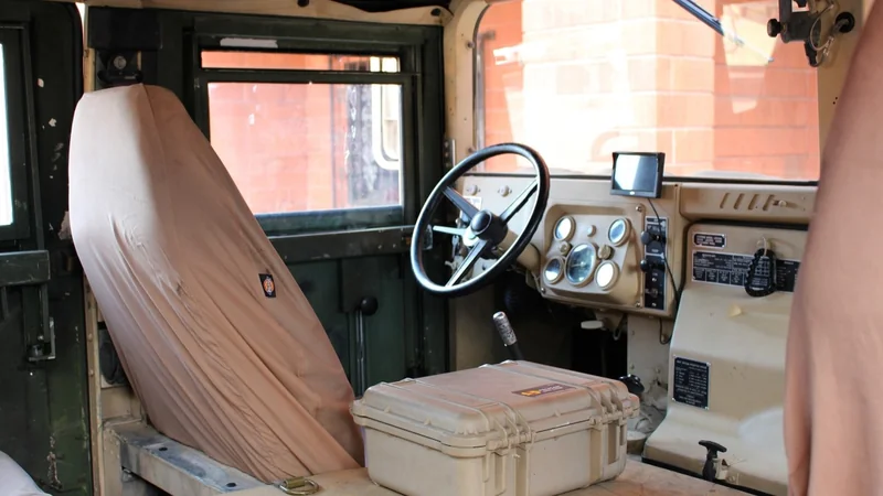 1987 AM General H1 HMMWV HUMVEE 3