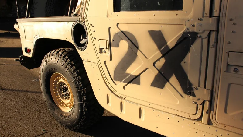 1987 AM General H1 HMMWV HUMVEE 17
