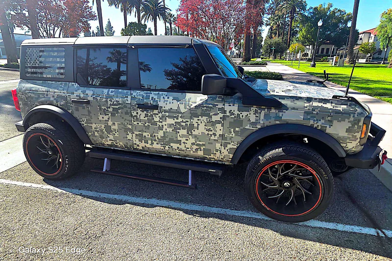 2022 Ford Bronco in Jurupa Valley 3