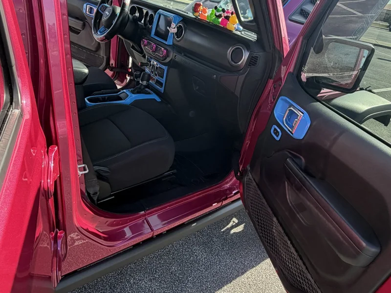 2023 Jeep Wrangler Unlimited Rubicon 4xe Hybrid 5
