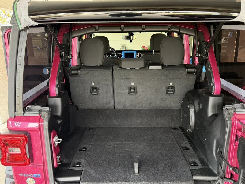 2023 Jeep Wrangler Unlimited Rubicon 4xe Hybrid 6