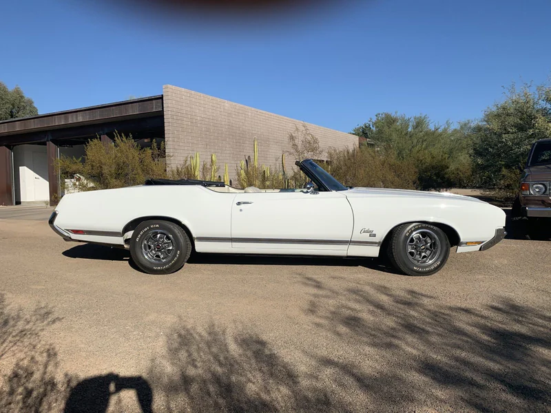 1970 Oldsmobile Cutlass SX Convertible 2