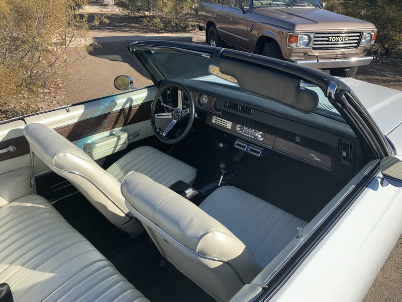 1970 Oldsmobile Cutlass SX Convertible 4