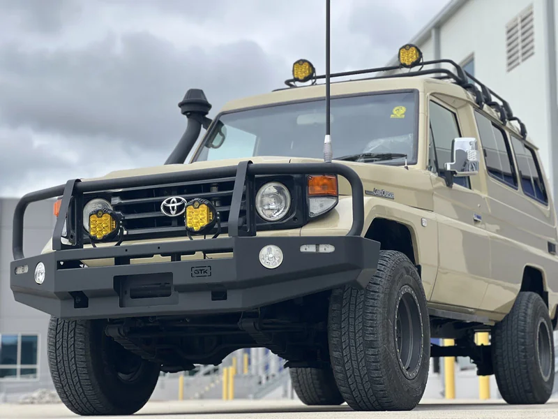 1997 Toyota Land Cruiser S/W 2