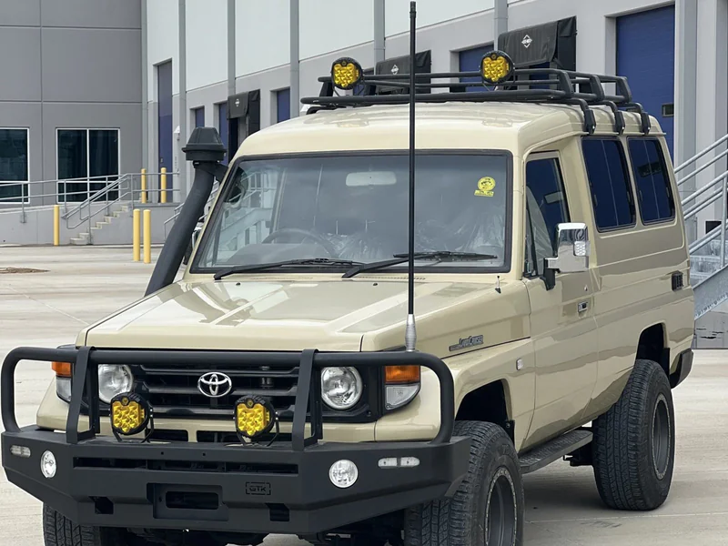 1997 Toyota Land Cruiser S/W 10