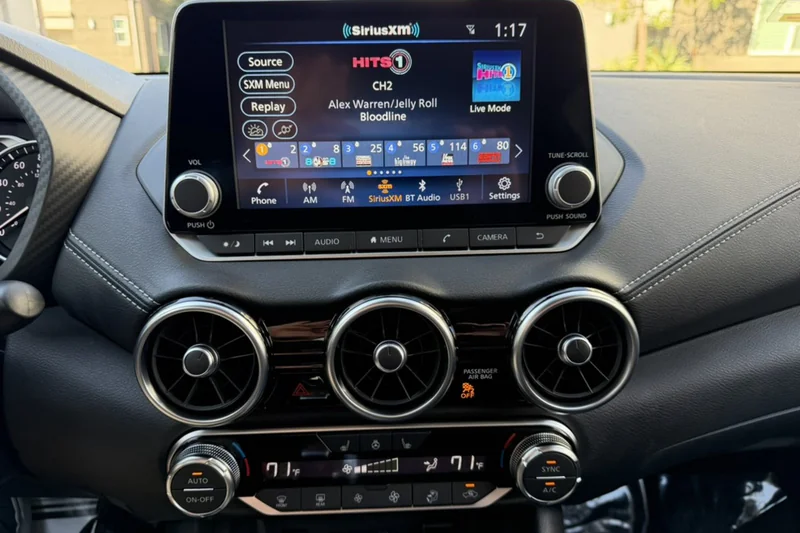 2025 Nissan Sentra SV 6