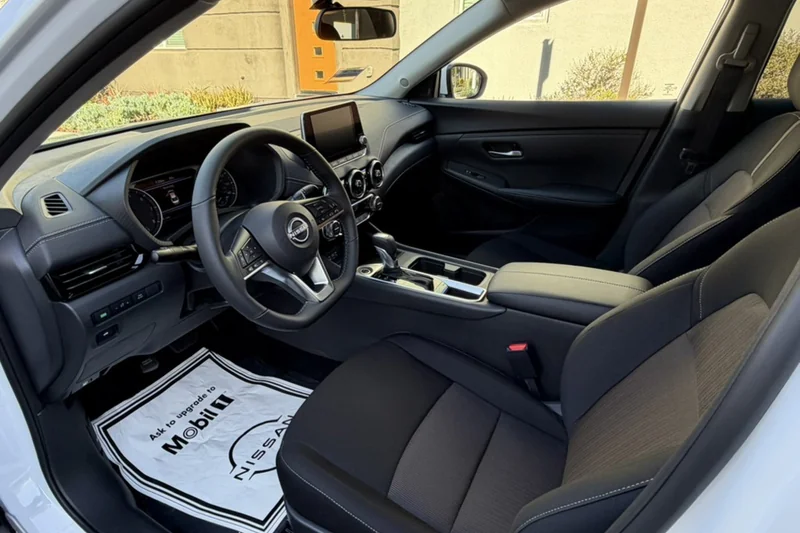 2025 Nissan Sentra SV 7