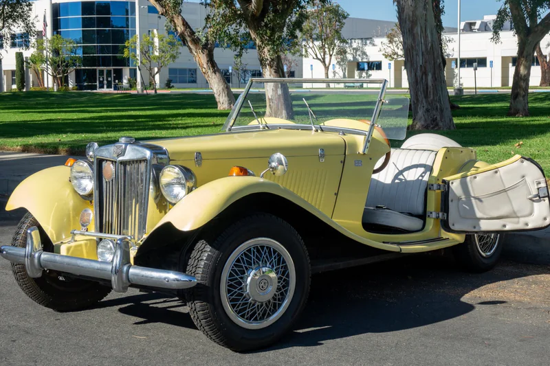 1969 MG TD Roadster Replica 10
