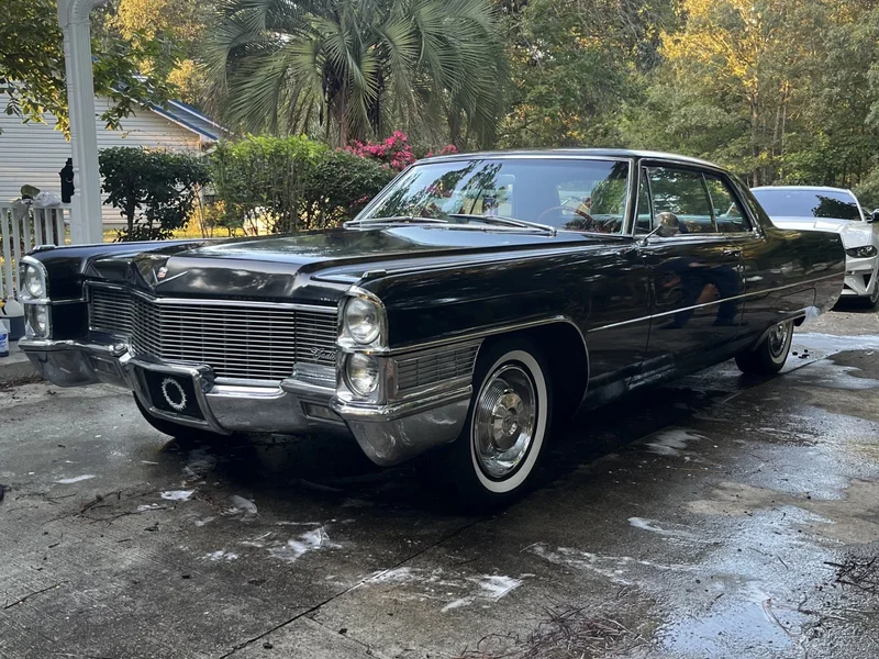 1965 Cadillac DeVille Coupe 7
