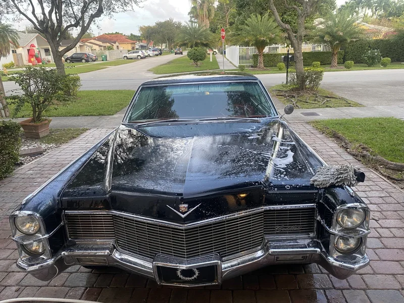 1965 Cadillac DeVille Coupe 12