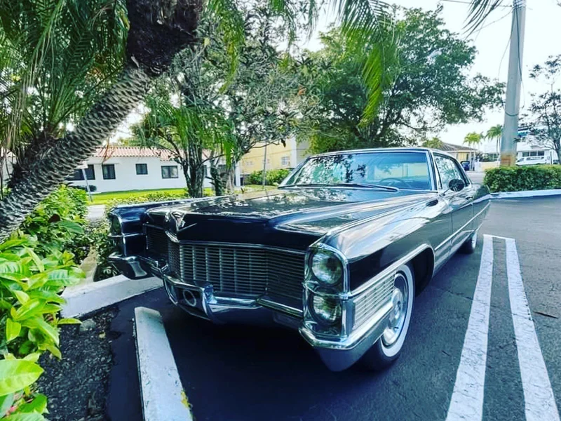 1965 Cadillac DeVille Coupe 14