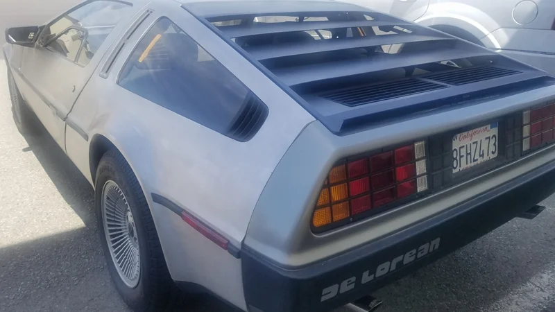 1982 DeLorean DMC-12 10