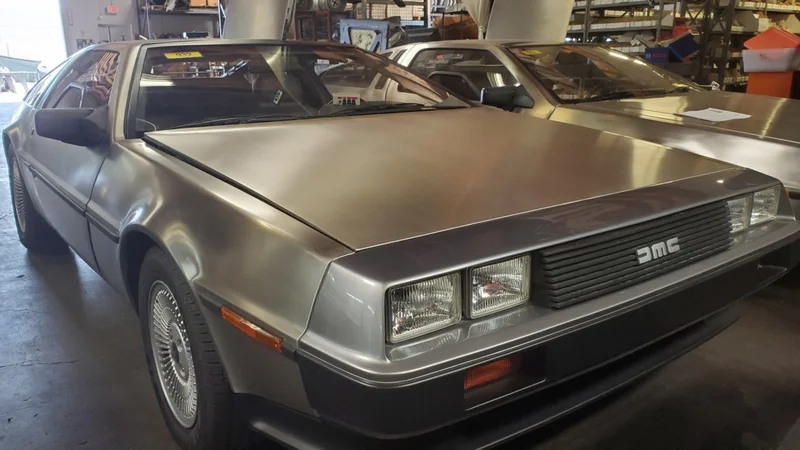 1982 DeLorean DMC-12