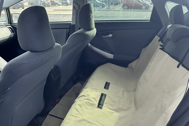 2012 Toyota Prius 3