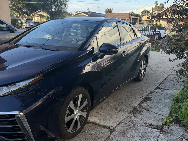 2018 Toyota Mirai base 2