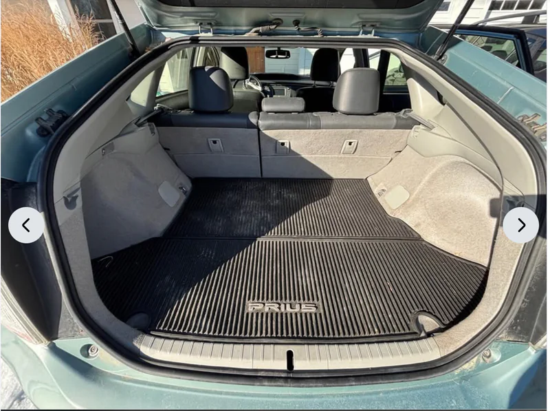 2015 Toyota Prius Base 2