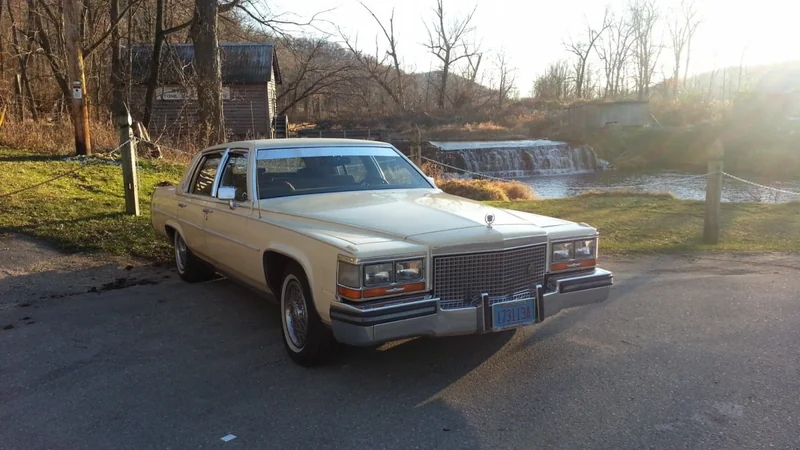 1987 Cadillac Brougham 2
