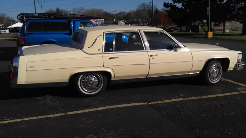 1987 Cadillac Brougham 7