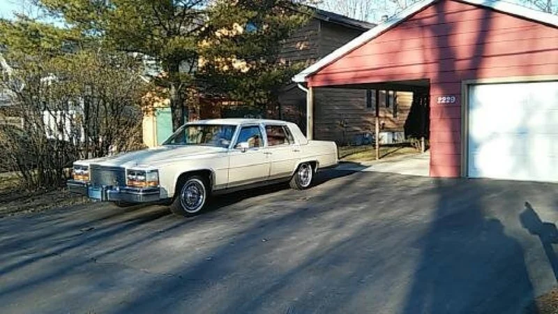 1987 Cadillac Brougham 9
