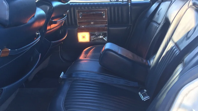 1989 Cadillac Brougham 5