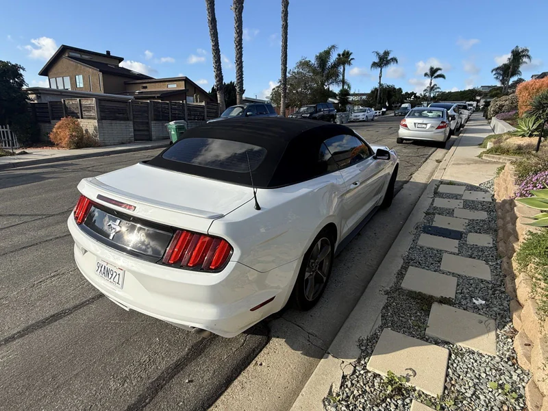 2015 Ford Mustang Base 7