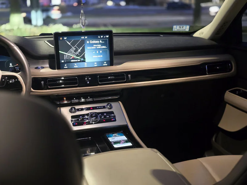 2022 Lincoln Aviator 4