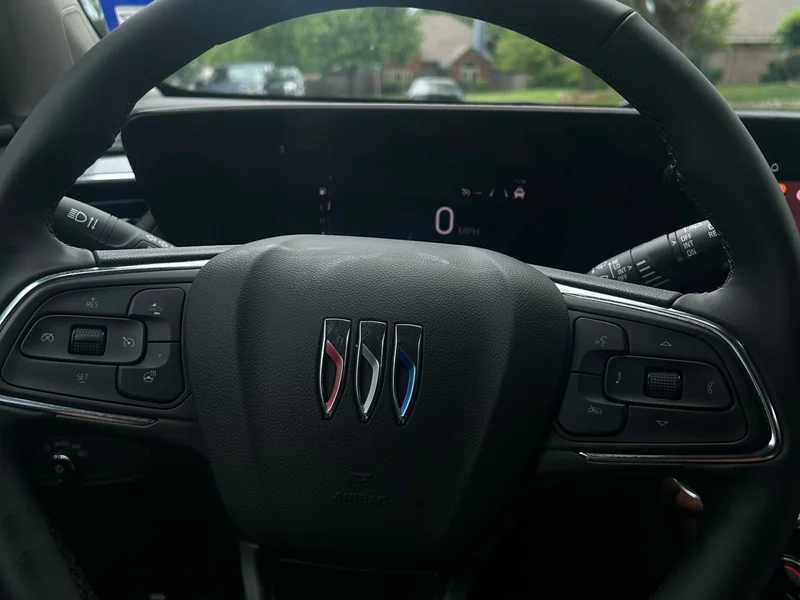 2025 Buick Encore GX Touring 2