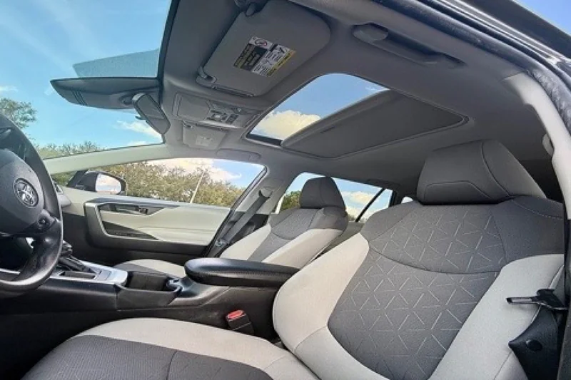 2022 Toyota RAV4 in Riverview 5