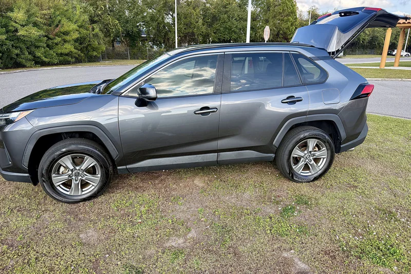 2022 Toyota RAV4 in Riverview 8