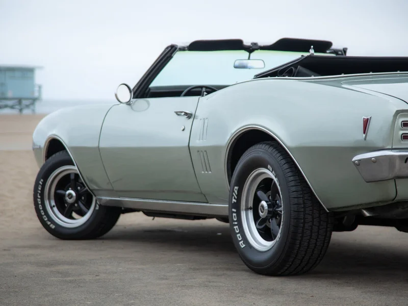 1968 Pontiac Firebird Base 12
