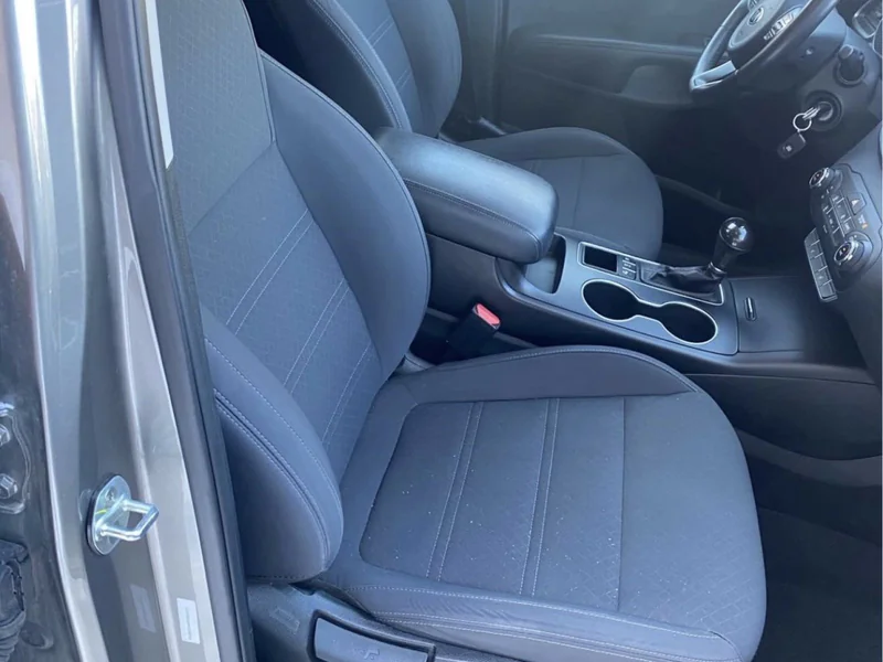 2017 Kia Sorento LX 9