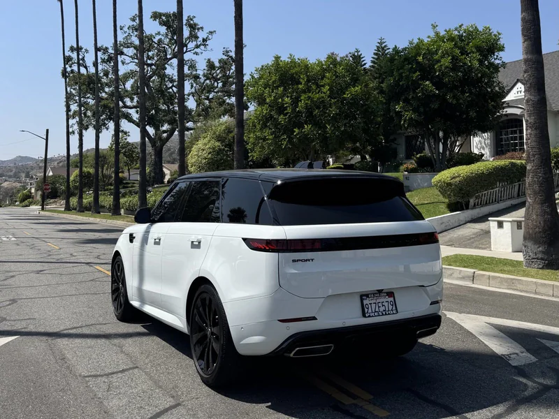 2025 Land Rover Sport Dynamic SE Dynamic SE P400 3